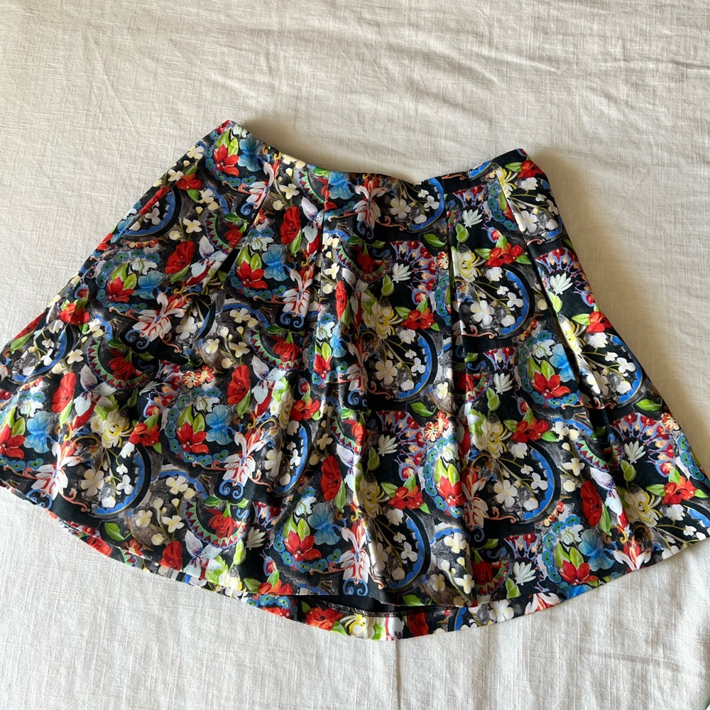 Alice + Olivia Floral Pleated Skirt